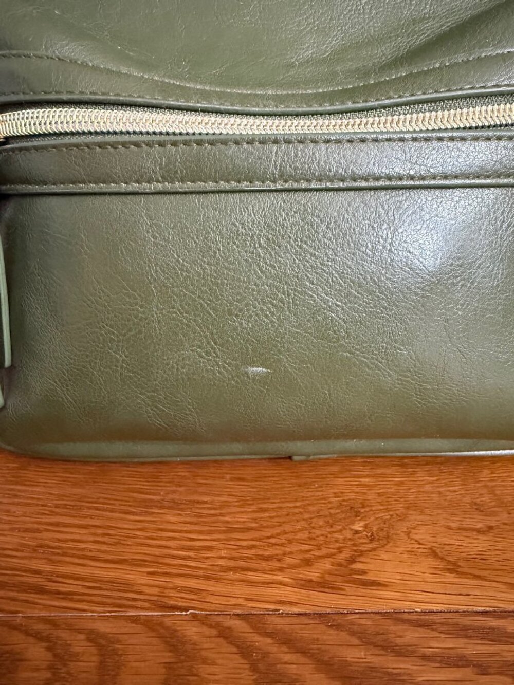 Itzy Ritzy Olive Mini Boss Plus - Picture 6 of 10